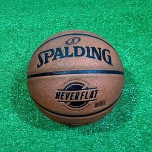 Spalding NeverFlat Basketball, 29.5 in Indoor/Outdoor Performance Series‎